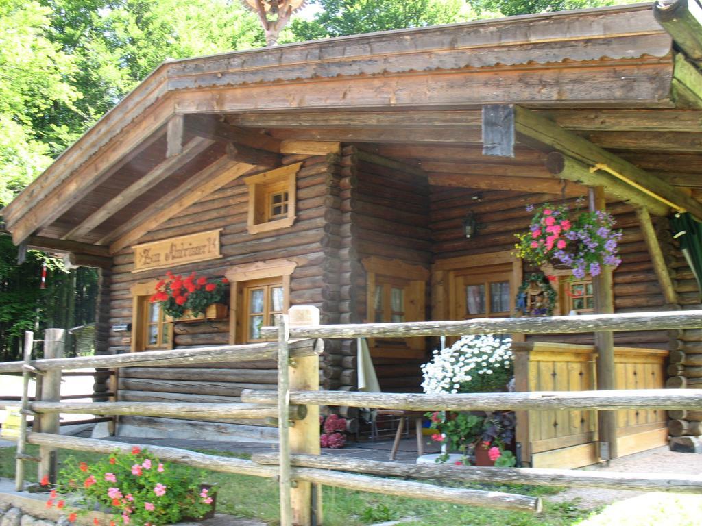 Almbruennerl Die Almhuette Auf Der Raffner Alm Рупольдінг Номер фото